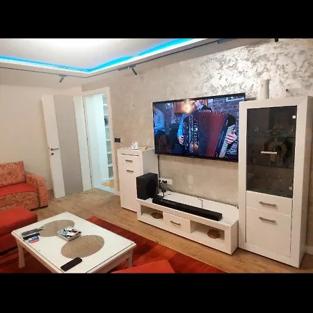 Ines Apartam * סראייבו